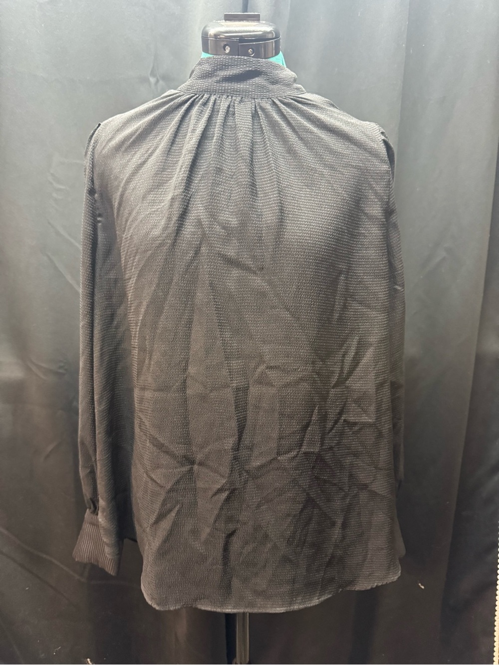 H&M Black Textured Long-Sleeve Women's Blouse